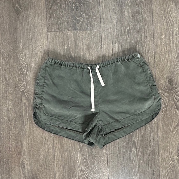 Aritzia Azure Skies Trope Shorts Chambray Drawstring Waist Army Green Size XXS - Picture 8 of 15
